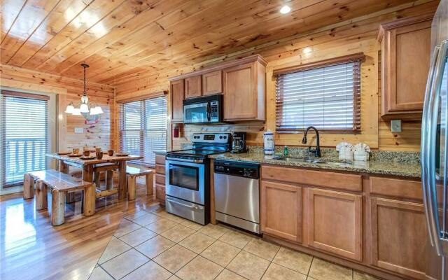 Day Dreamer - Four Bedroom Cabin