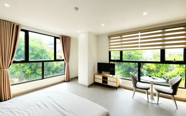 The LuxHomes Royal Apartment – Guest Rooms – Haiphong