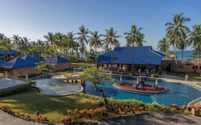 Wyndham Sundancer Resort Lombok