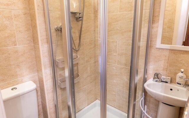 Luxury Nautical Apartment Central Free Parking