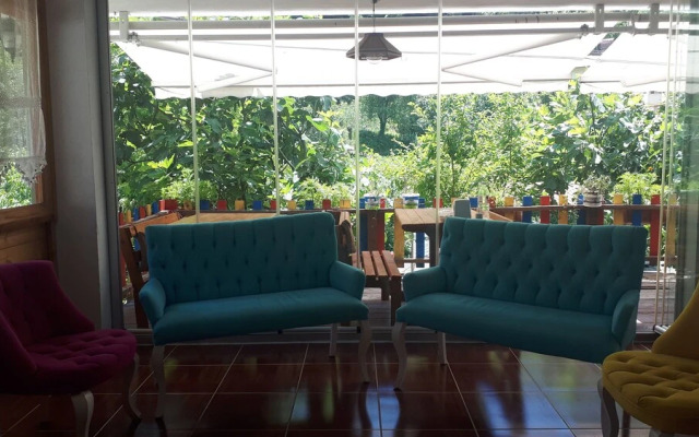 Adas Dag Evi & Restoran