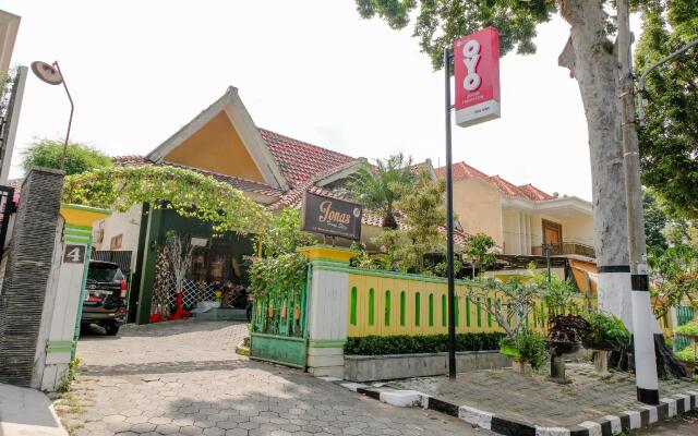 OYO 2772 Jonas Homestay