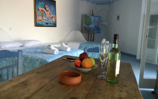 Laka Studios & Suites