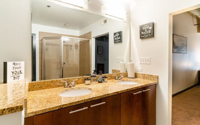 Cozy Atlantic Station Midtown Loft