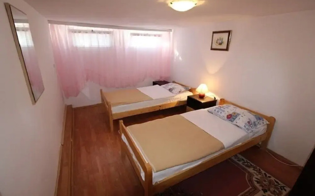 Anna - Great Location & Family Friendly - A3