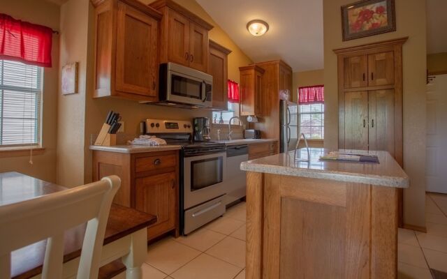 A Robin's Nest by RedAwning