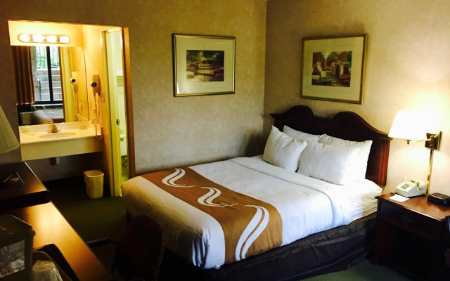 Quality Inn Vienna - Tysons Corner - Image 3