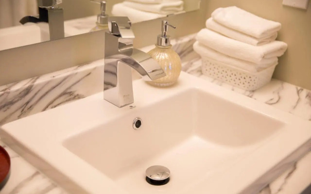 Downtown Whitehorse Deluxe 2 Bedroom Condo