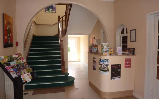 Hôtel Restaurant Le Cheval Blanc