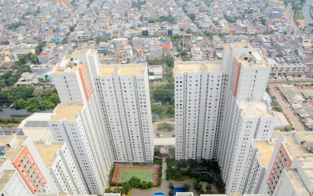 Simply Spacious 1BR Apartment at Green Bay Pluit