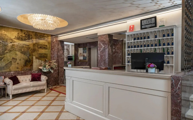 Hotel Montecarlo