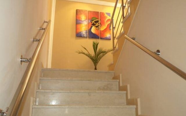 Elit Hotel