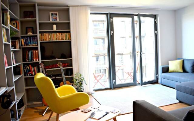 Modern 2 Bedroom Apartment Next To Olympic Park