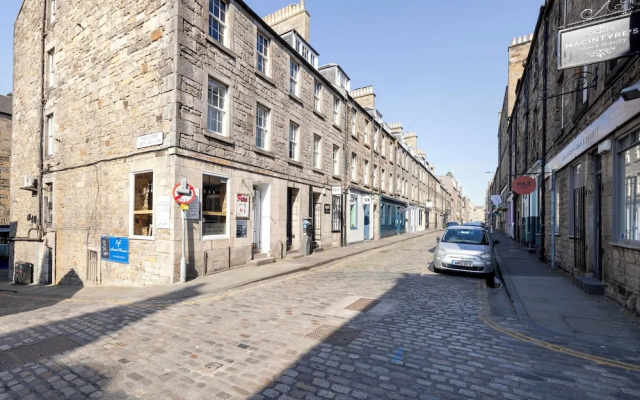 JOIVY Thistle Street - Heart of the City 2-bedroom Apt