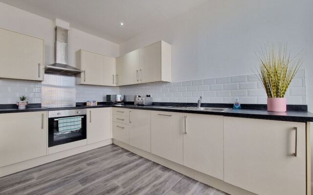 Dysa Promenade Apartments