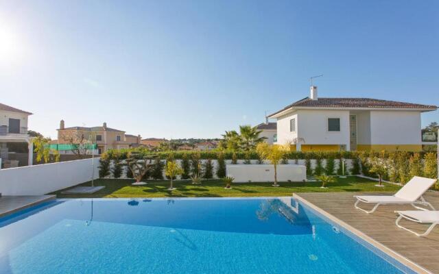 Exclusive Ultra-Stylish Villa, close to Vilamoura