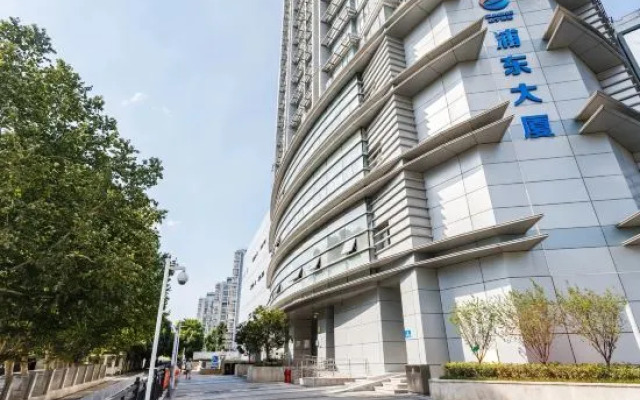 Xiaotu Loft giant screen cinema theme apartment