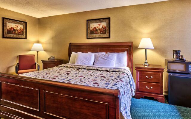 Casco Bay Hotel Portland Airport - Maine Mall, Ascend Hotel Collection
