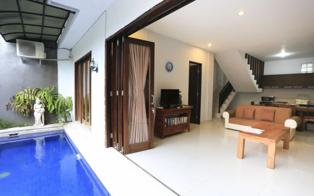 Nyoman Villa Sanur