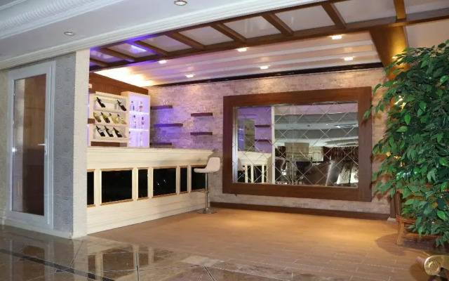 World Point Reis Inn Hotel