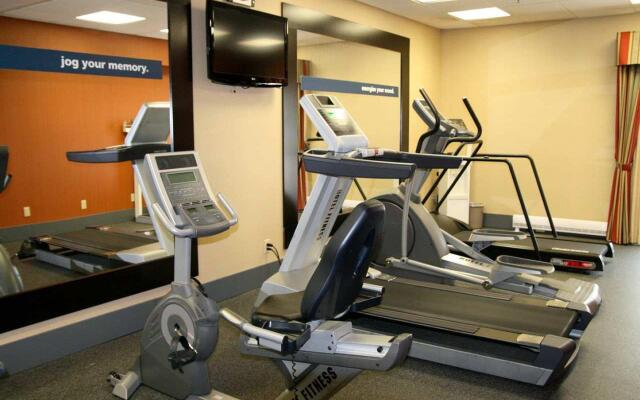 Country Inn & Suites By Radisson, Toronto Mississa