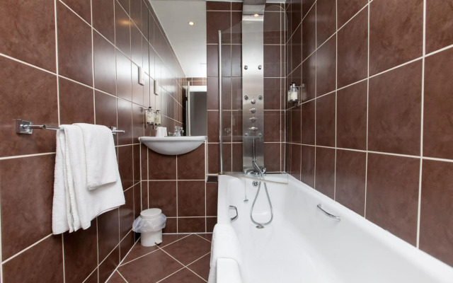 Aberdeen Douglas Hotel