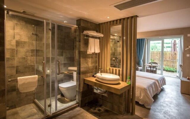 Floral Hotel Blue Minshuku