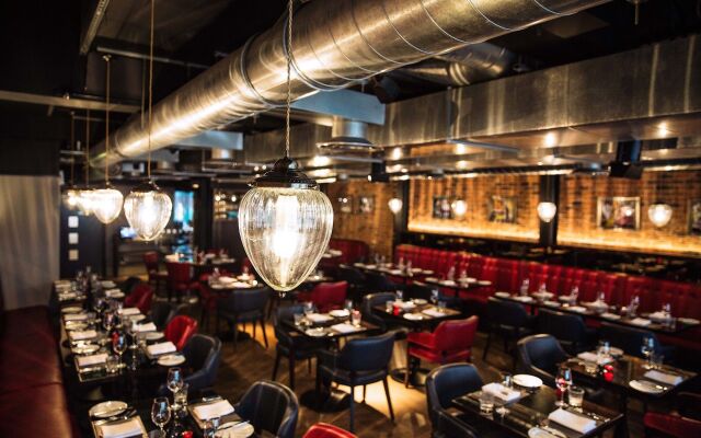 Malmaison Reading