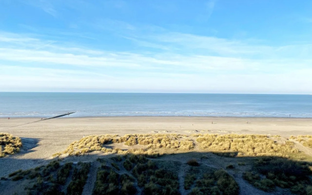 Apartment in Nieuwpoort With Sea Views