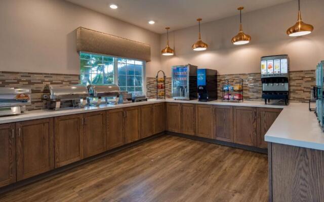 Best Western Country Inn