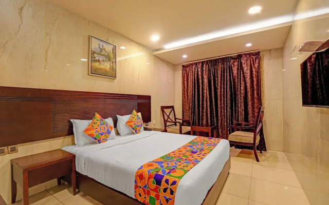 Fabhotel Western Inn