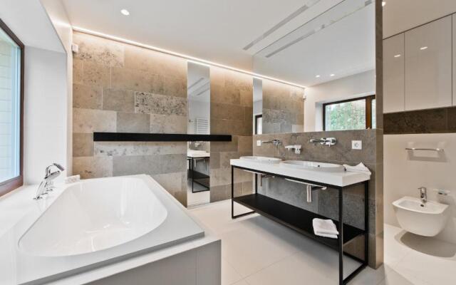 Ami Residence Forest