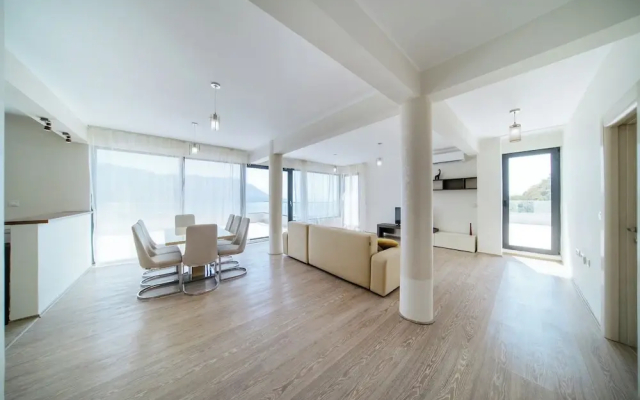 Budva Gate Penthouse