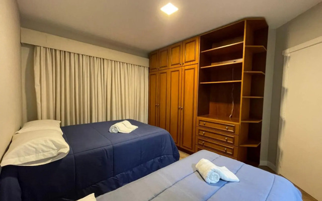 Apartamento a 100m da Rua Coberta