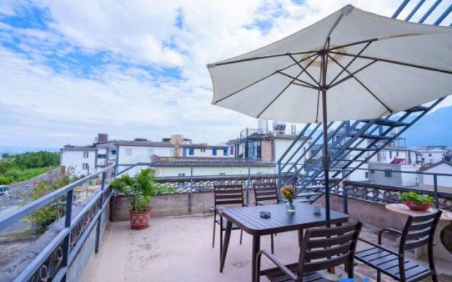 Blue Sea Light Language Homestay