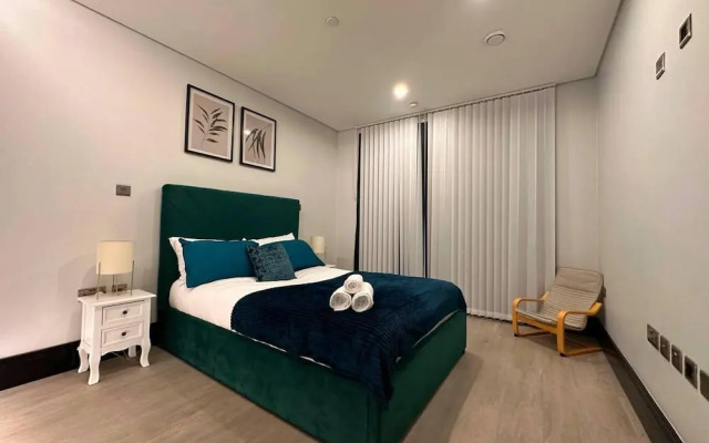 The Glamour of Shoreditch