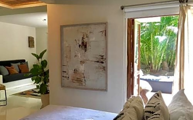 Boca de Iguanas Beach Hotel