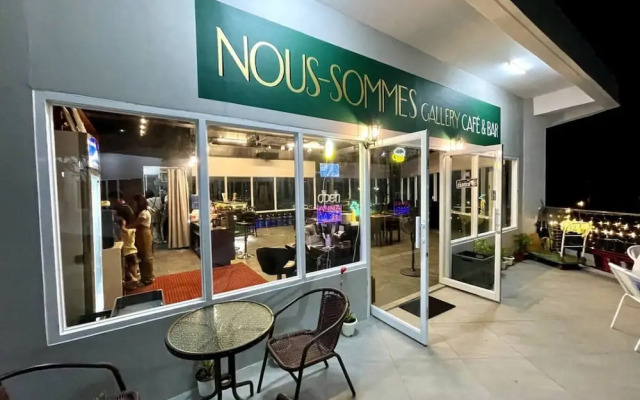 Panoramic Pool Views in Luxurious Lapu-lapu City Condo