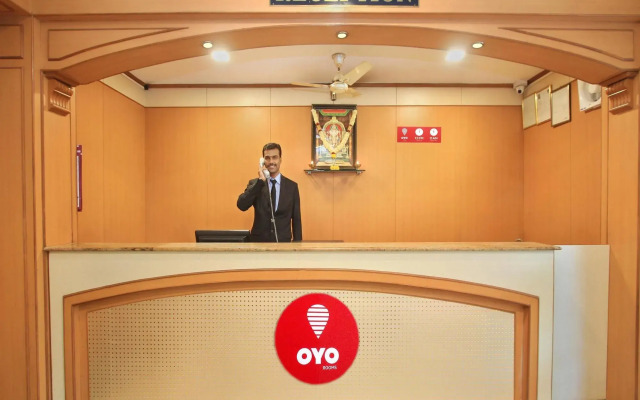 OYO 9633 Hotel Srinidhi Residency