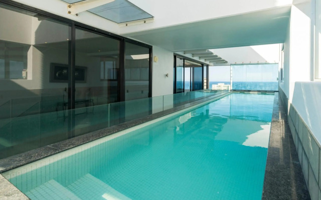 Aria Apartments
