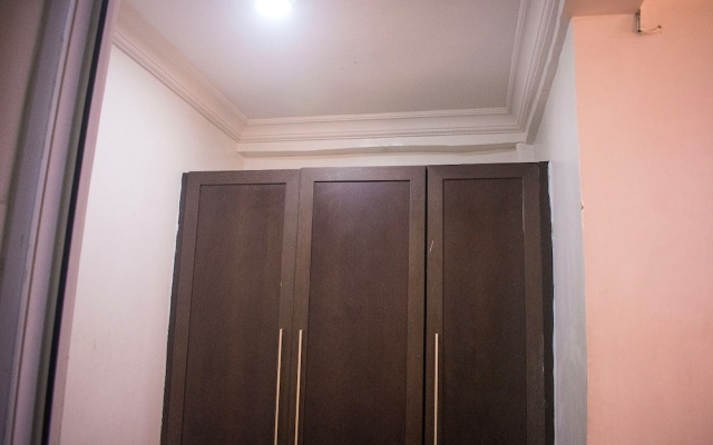 Exquisite Suites & Conference Centre