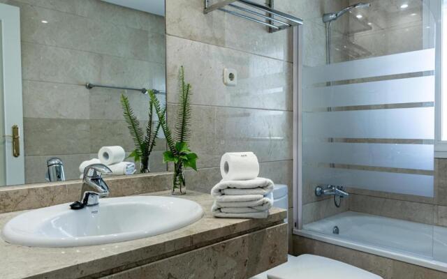 DN11-2 bedroom apartment close to Puerto Banus