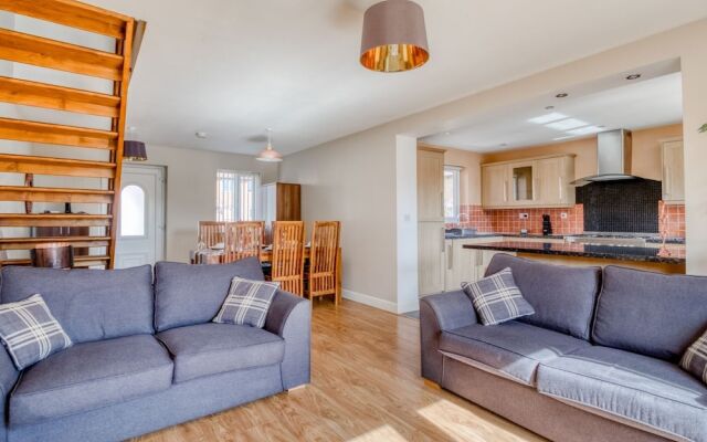 Cozy Holiday Home in Leicester near National Space Center