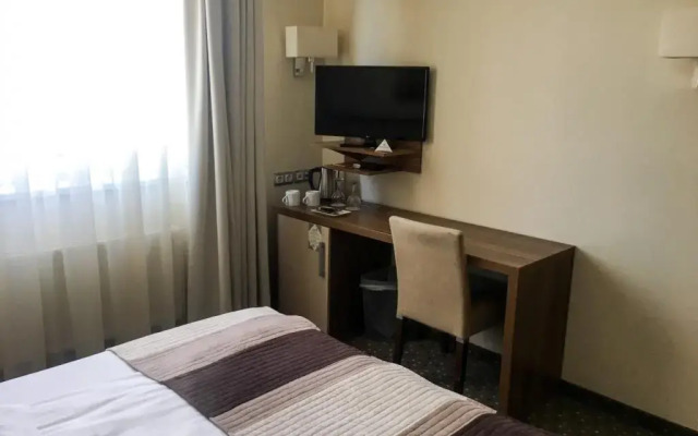 Hotel Famulus Business