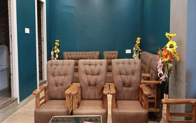 Damsang Guest House