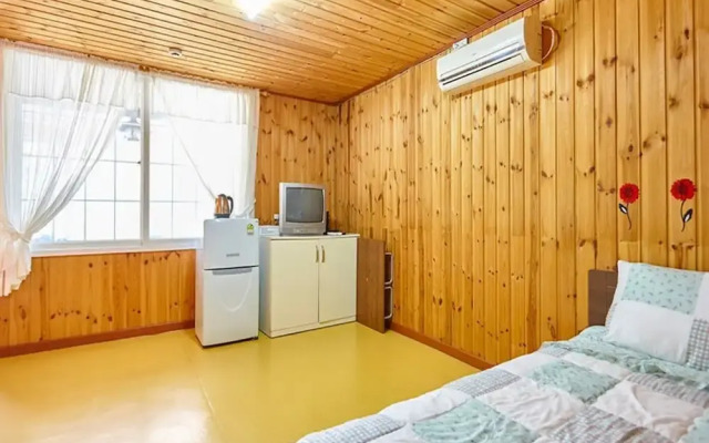 Pocheon Blooming Hill Pension