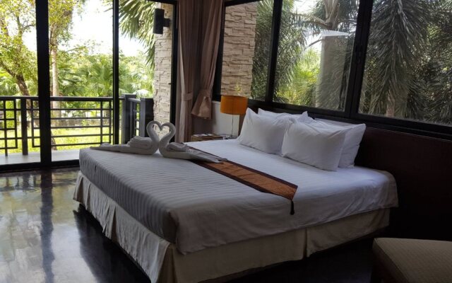 Suwan Golf and Country Club