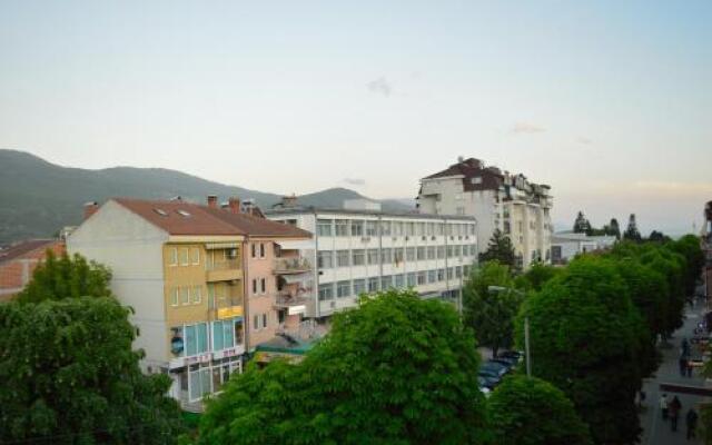 Vila Mostrovi