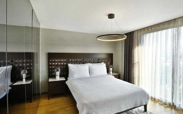 Mare Deluxe Residences & Villas