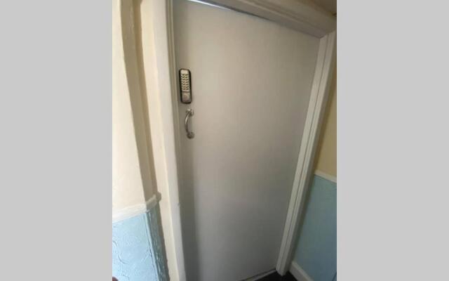 Seagulls Rest Marine Themed Seaview Apartment